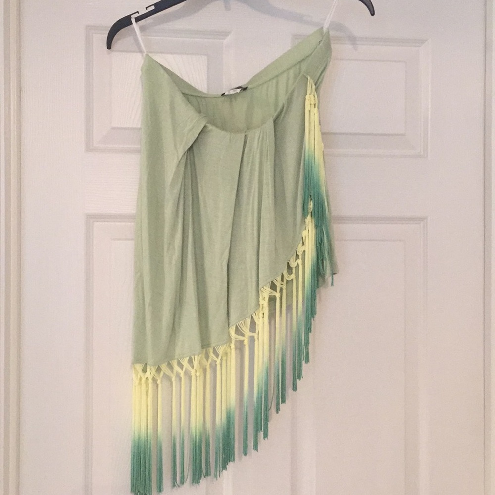 Strapless fringed blouse